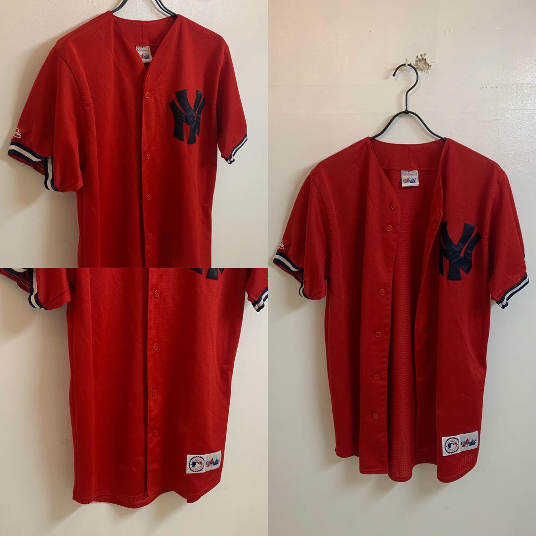 NEW YORK YANKEES Majestic ベースボールシャツ レッド