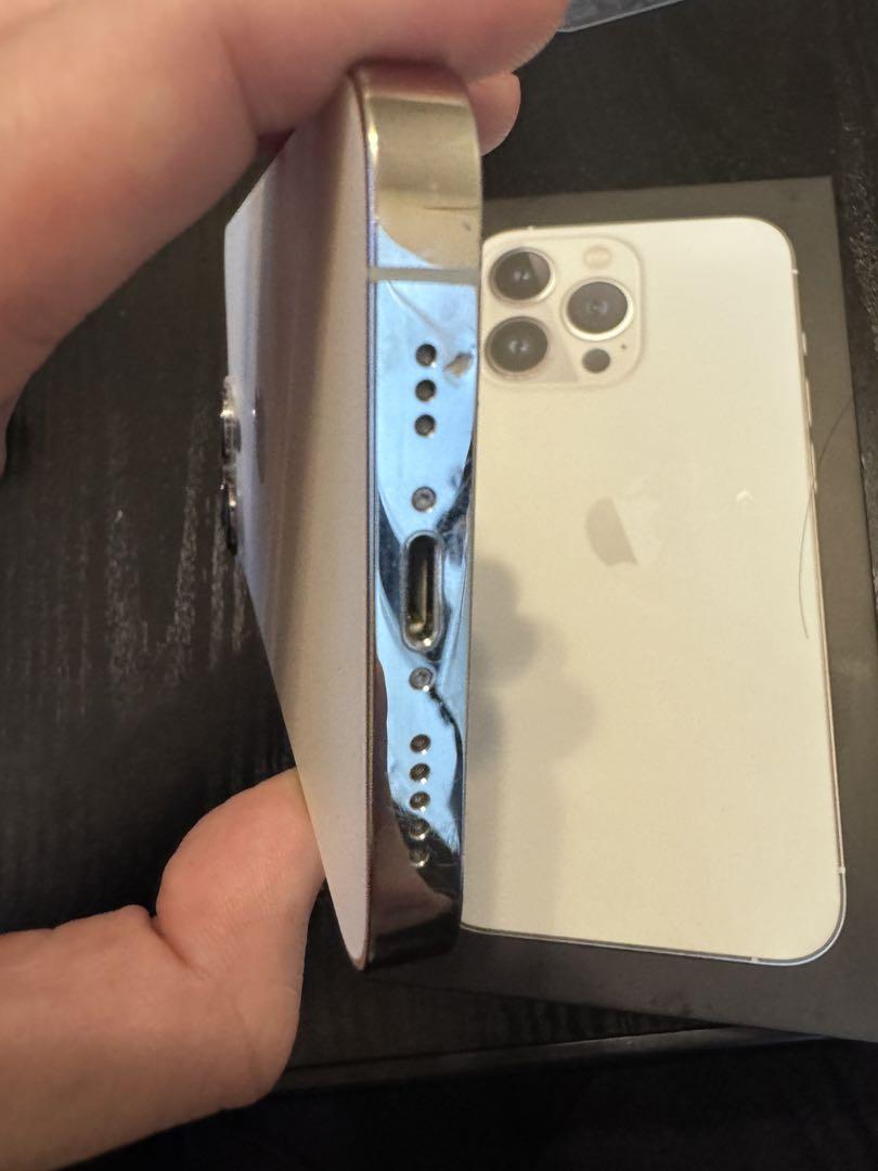 iPhone 13 Pro シルバー 128 GB docomo