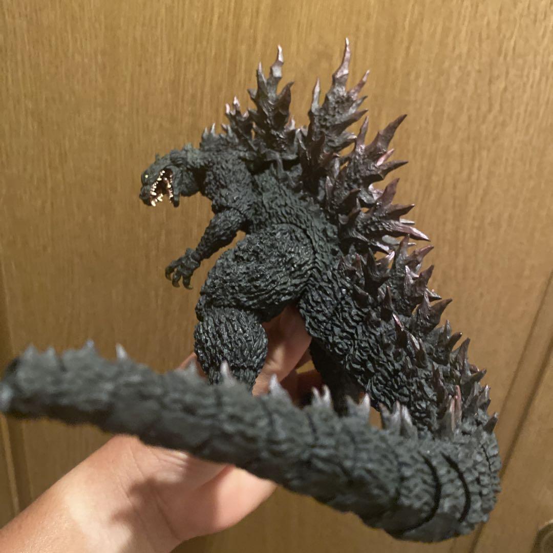 S.H.MonsterArts ゴジラ　2000ミレニアム
