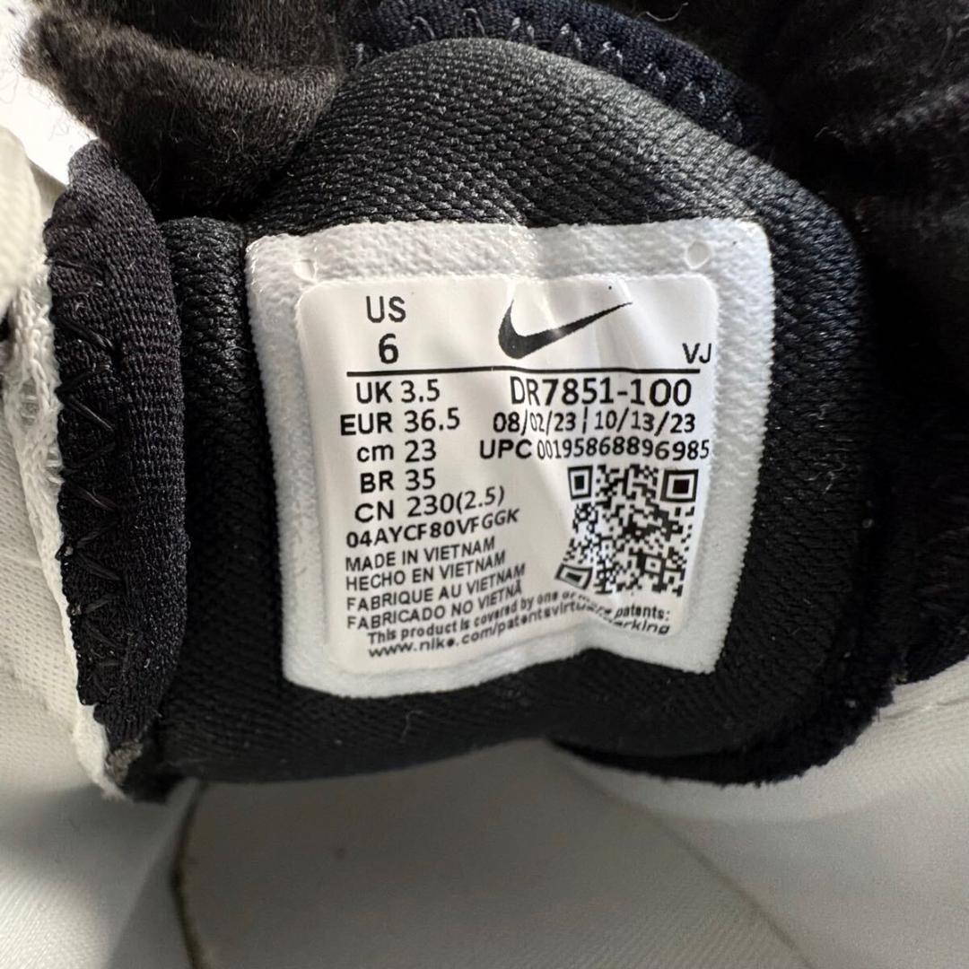 【極美品】NIKE WMNS TC 7900 スニーカー 23cm 元箱付き