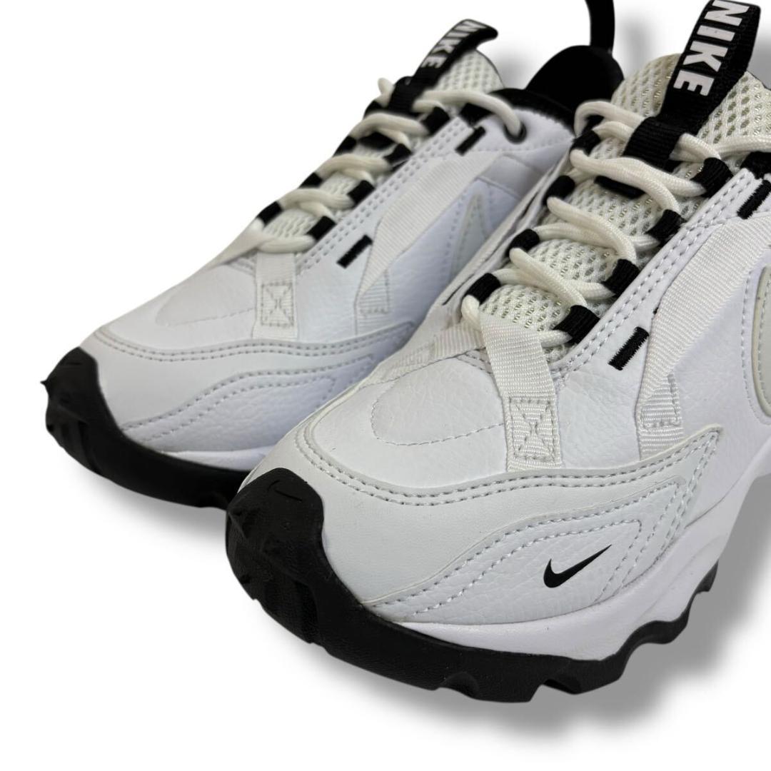 【極美品】NIKE WMNS TC 7900 スニーカー 23cm 元箱付き
