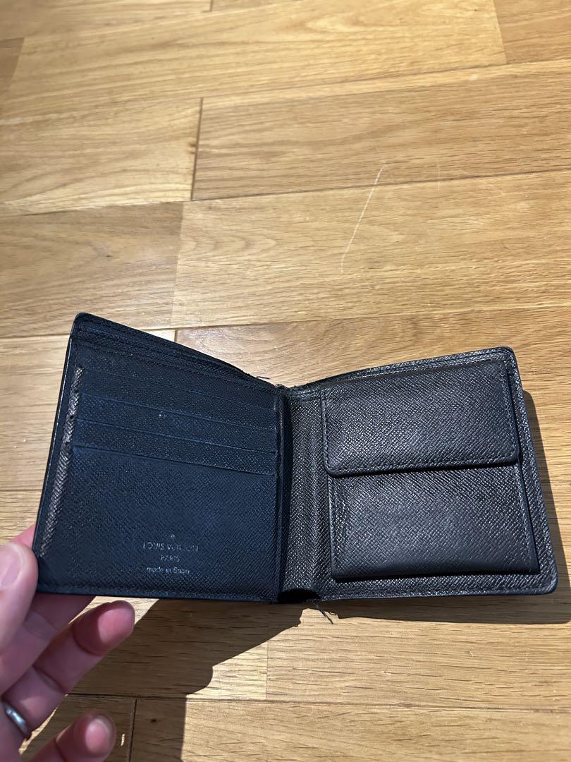 ルイヴィトン ブラックレザー 二つ折り財布
