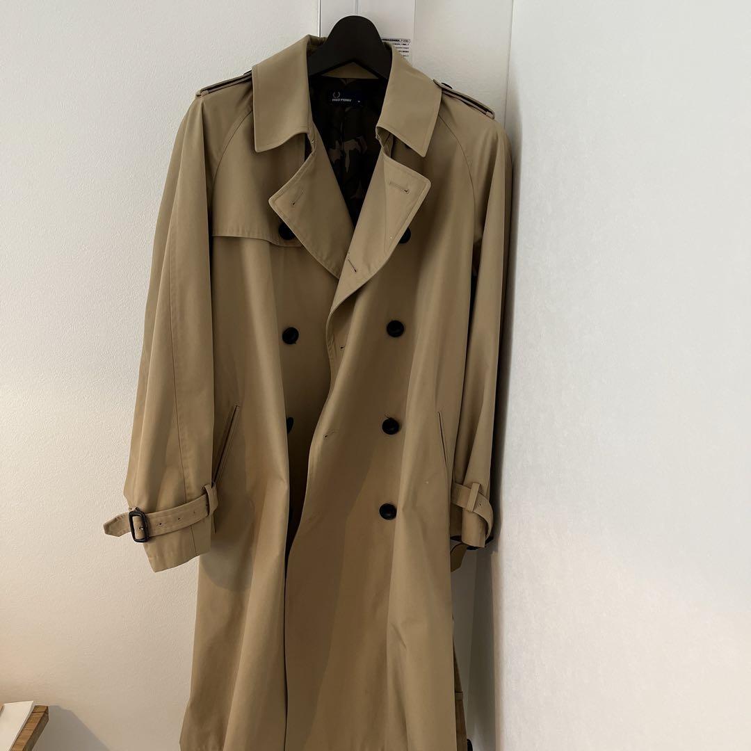 FRED PERRY フレッドペリー トレンチコート ベージュ 裏地 カモフラ