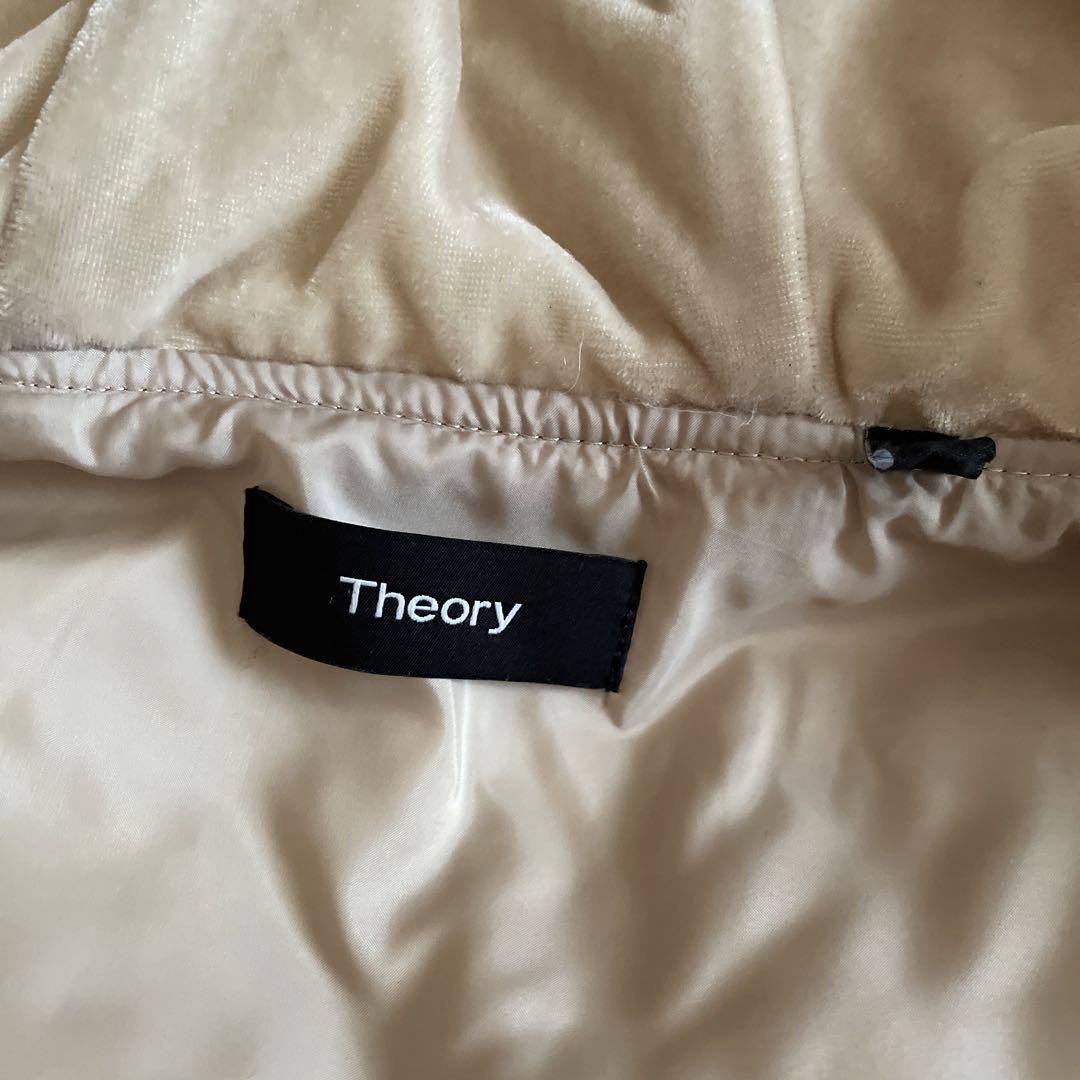 theoryダウンベスト