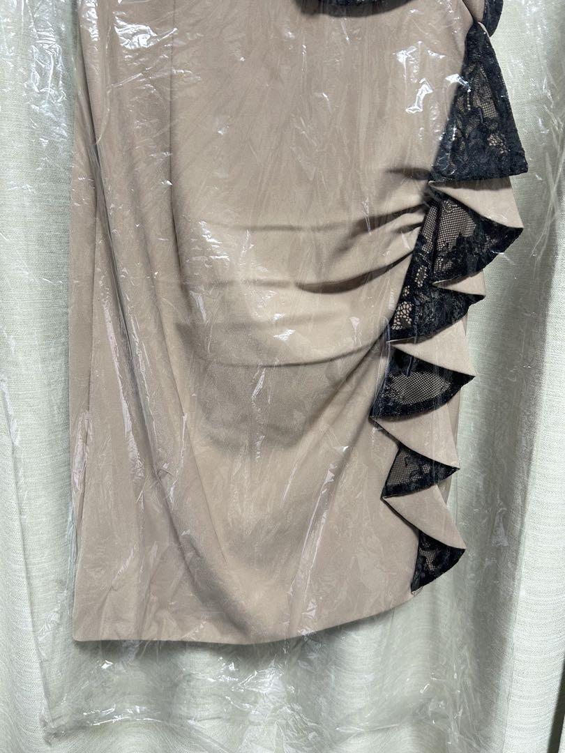 【新品未使用＆完売品】ROBE de FLEURS Glossy Beige/M