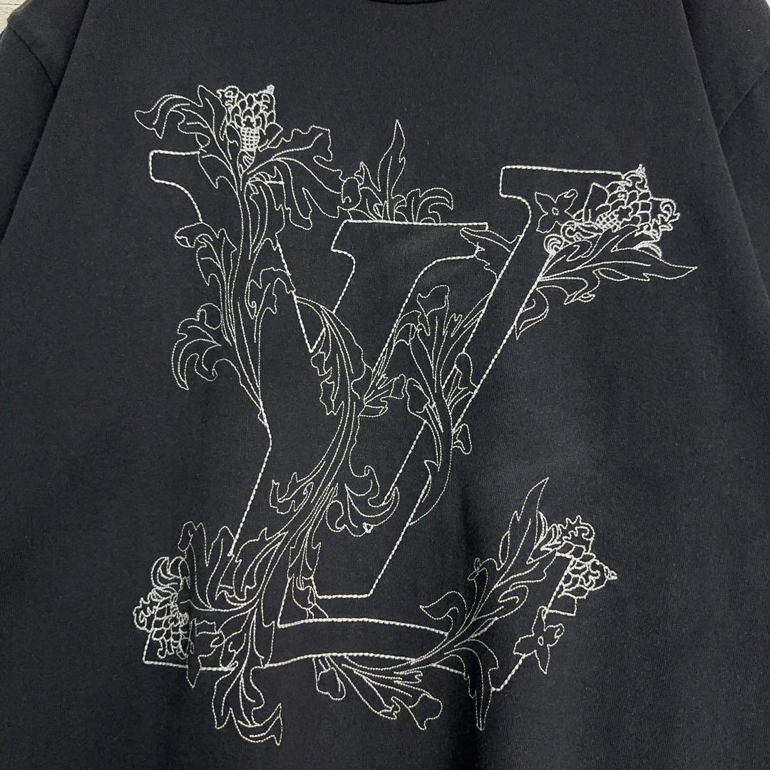 11011【希少XLサイズ】ルイヴィトン☆定番カラー刺繍LVロゴ肉厚tシャツ