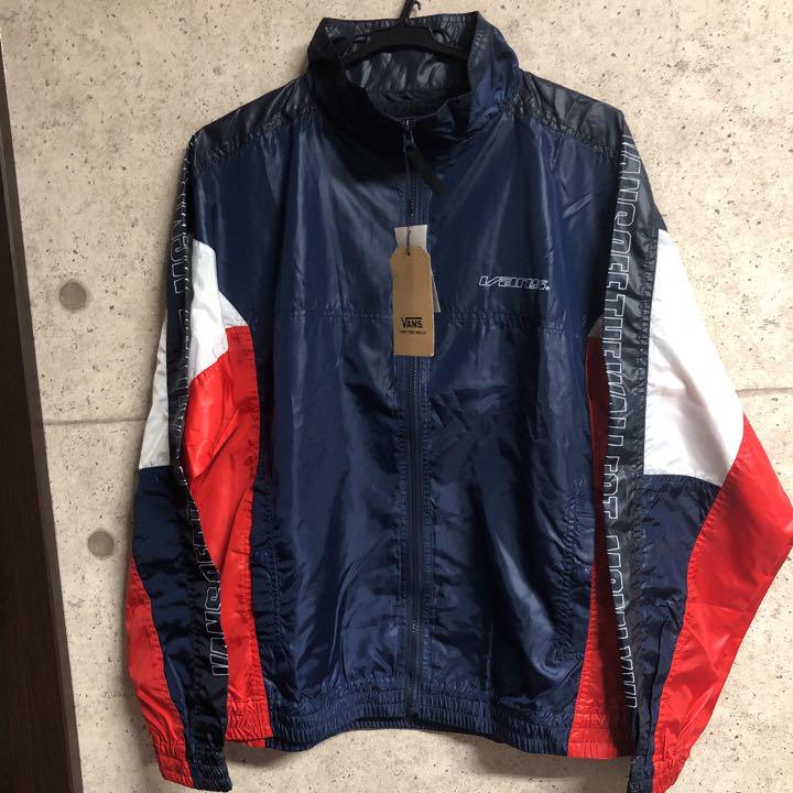 2599円 日本最大級 vans バンズ ジャケット Mサイズ 新品未使用