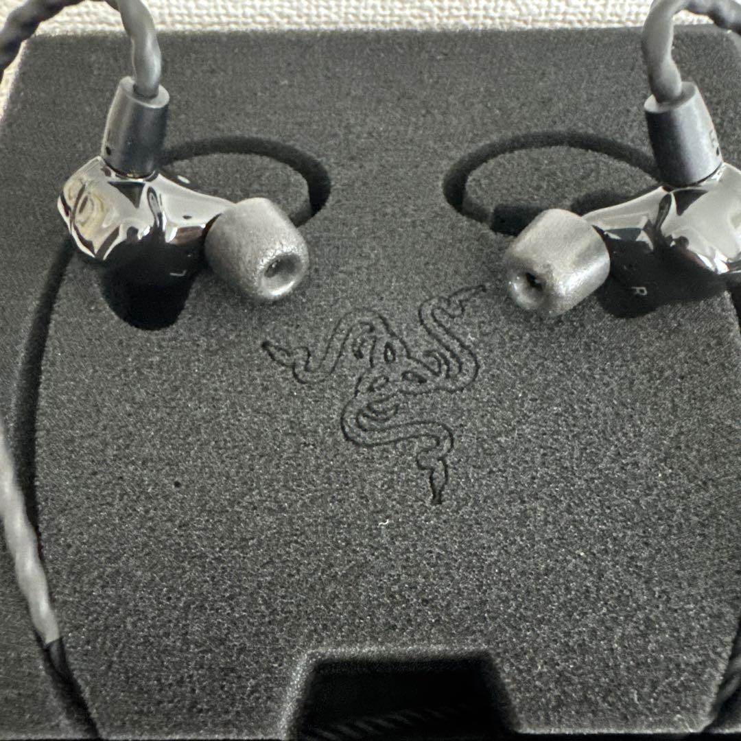 Razer Moray 有線イヤホン THX認証