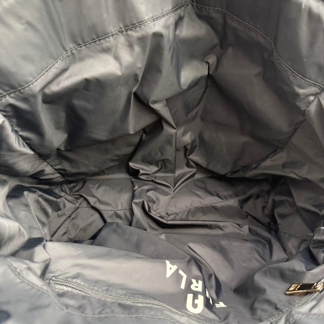 【美品】FURLA オポチュニティ ハンドバッグ トートバッグ ナイロン 黒 【美品】FURLA オポチュニティ ハンドバッグ トートバッグ ナイロン 黒