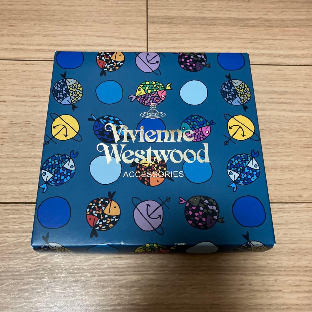 Vivienne Westwood ブックカバー ハンカチセット - メルカリ Vivienne Westwood ブックカバー ハンカチセット - メルカリ