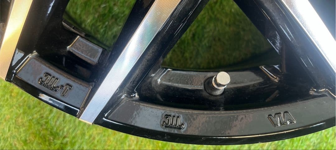 18インチホイール 1本目立った傷や汚れなし