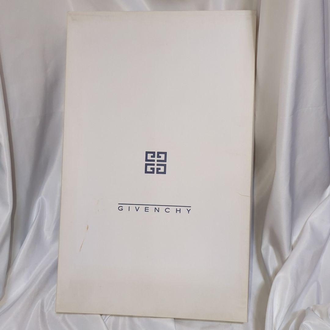 【未使用】ジバンシー ( GIVENCHY ) タオルセット UCHINO