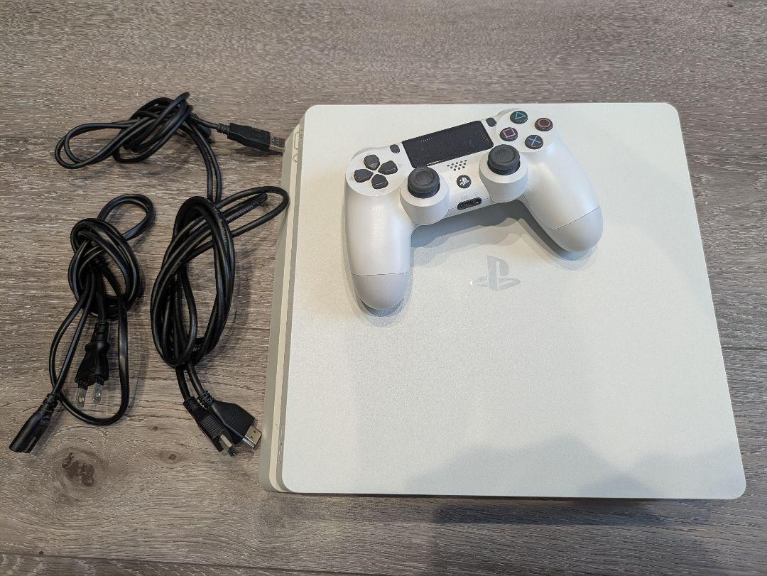 PlayStation 4 ホワイト 本体