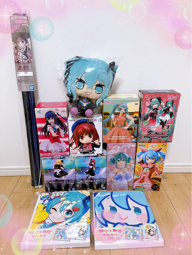 美少女フィギュア　推しの子　初音ミク　ぬいぐるみ　タペストリー　セット