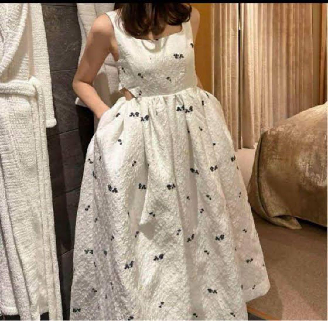 B. COSMOS DRESS/158cm/着用サイズ F｜Bibiy.