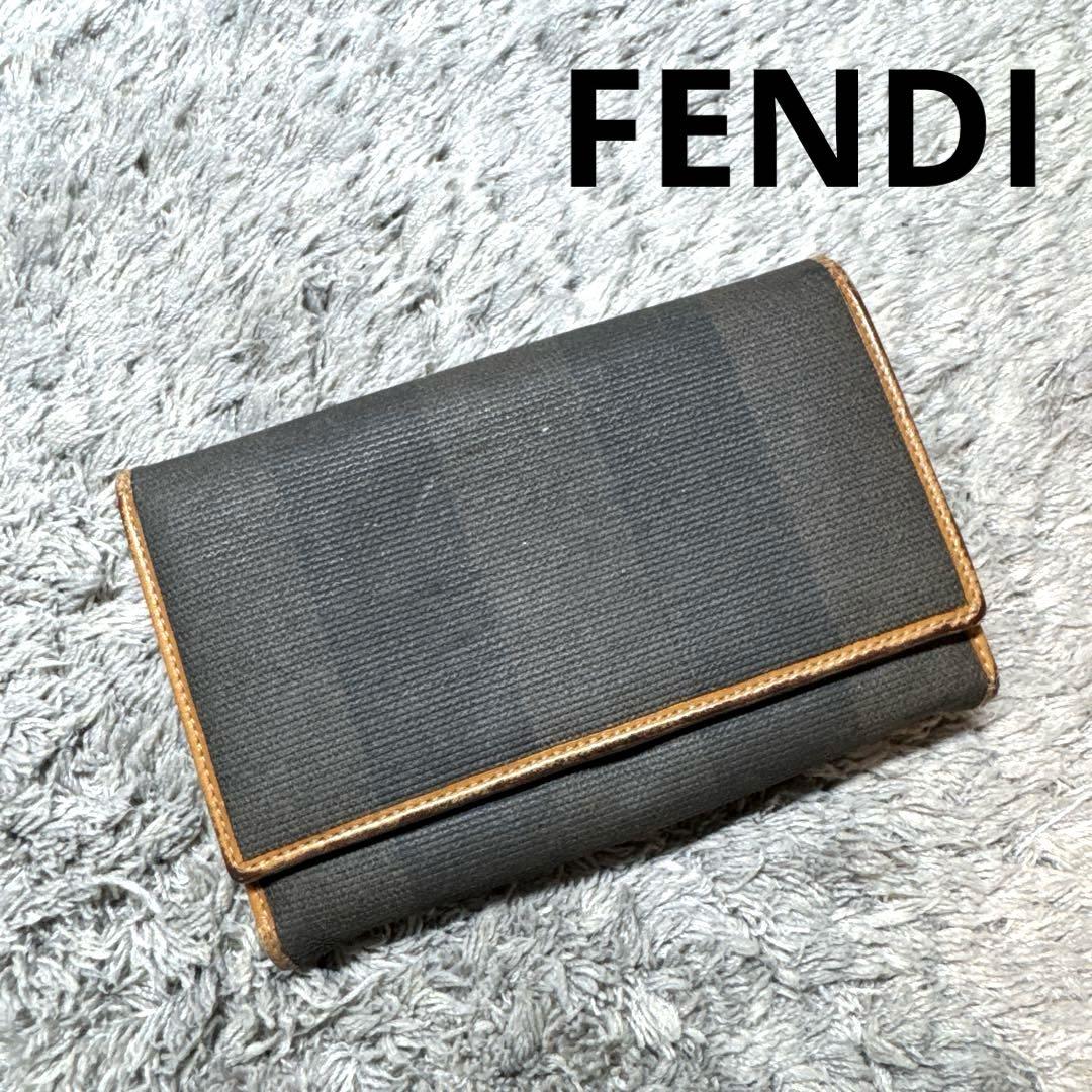 FENDI】日本限定 グレーファブリック 二つ折り財布 (FENDI