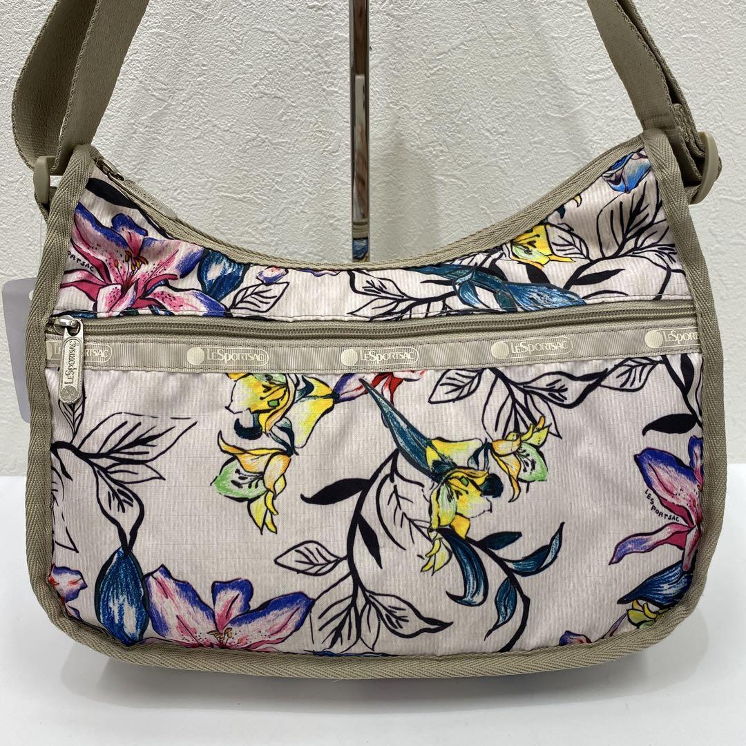 ●8628 LeSportsac ショルダーバッグ クラシックホーボー 花柄