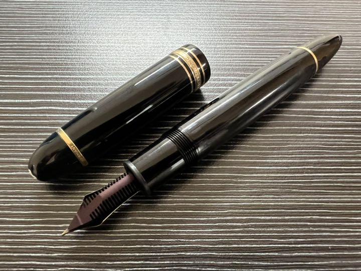 在庫あり/即出荷可】 モンブラン マイスターシュテュック 149 万年筆 F アウトレット取扱店 神田川散歩様専用。モンブラン MONTBLANC アーリィ ノブレス 0.9㎜芯 筆記具