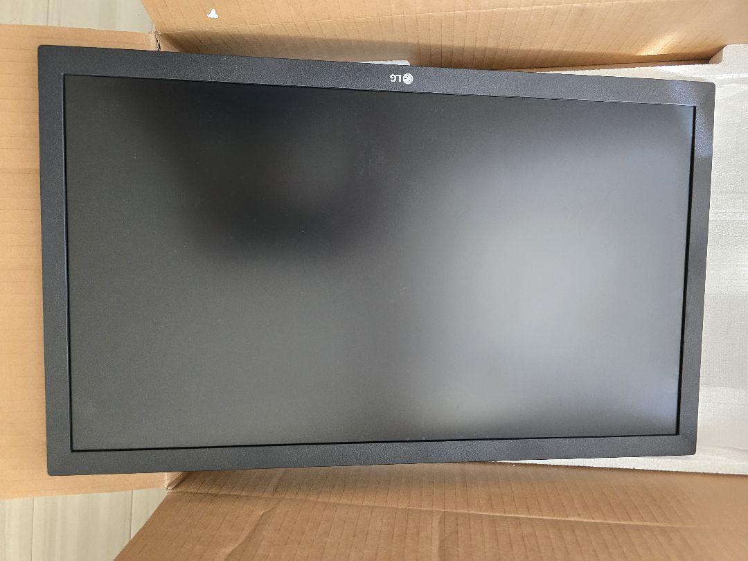 LG 22\" モニター 本体 スタンド付き一台
