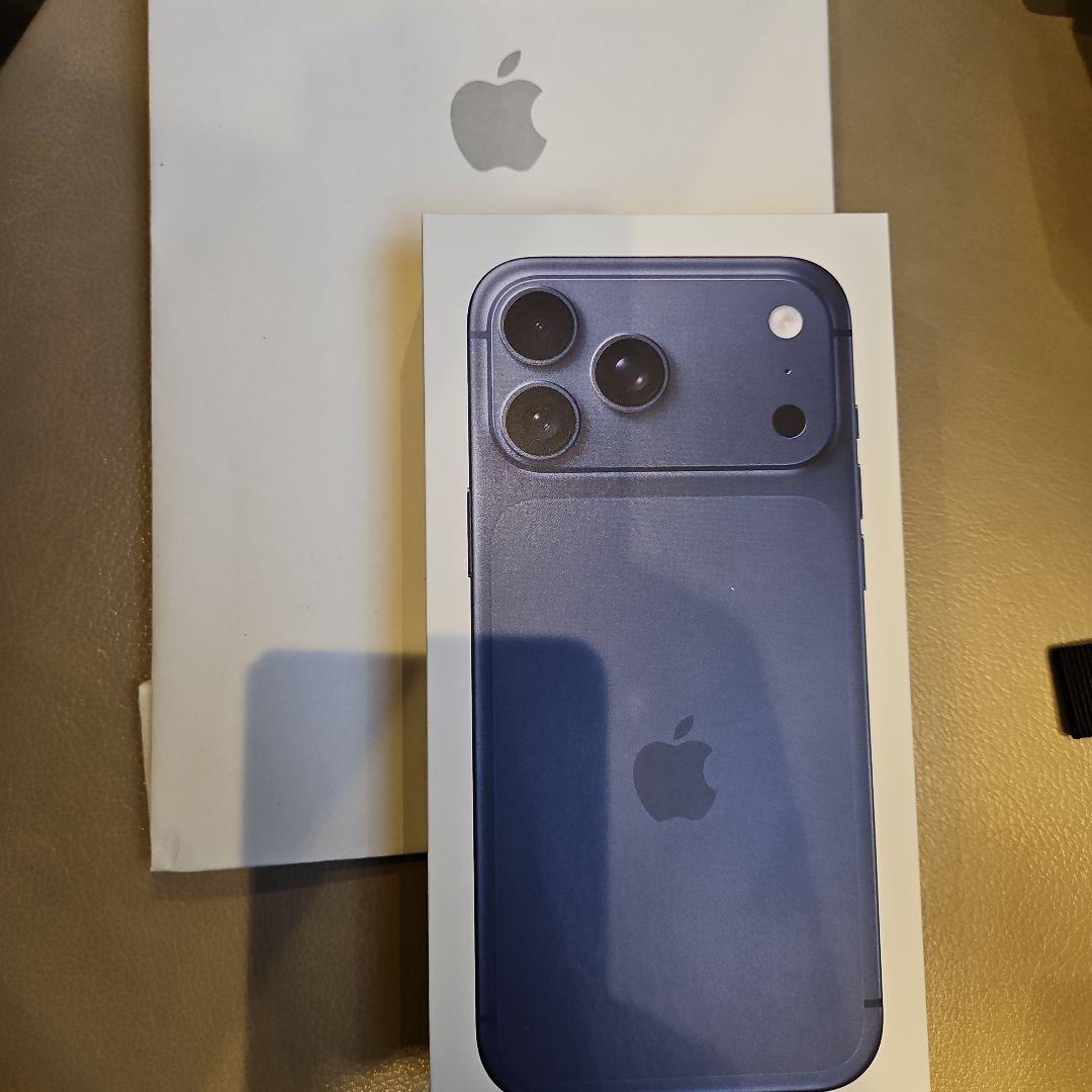 iPhone17 pro Max 512GB ディープブルー