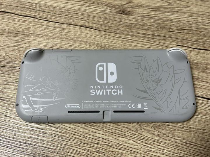 NINTENDO SWITCH LITE ザシアン・ザマゼンタ