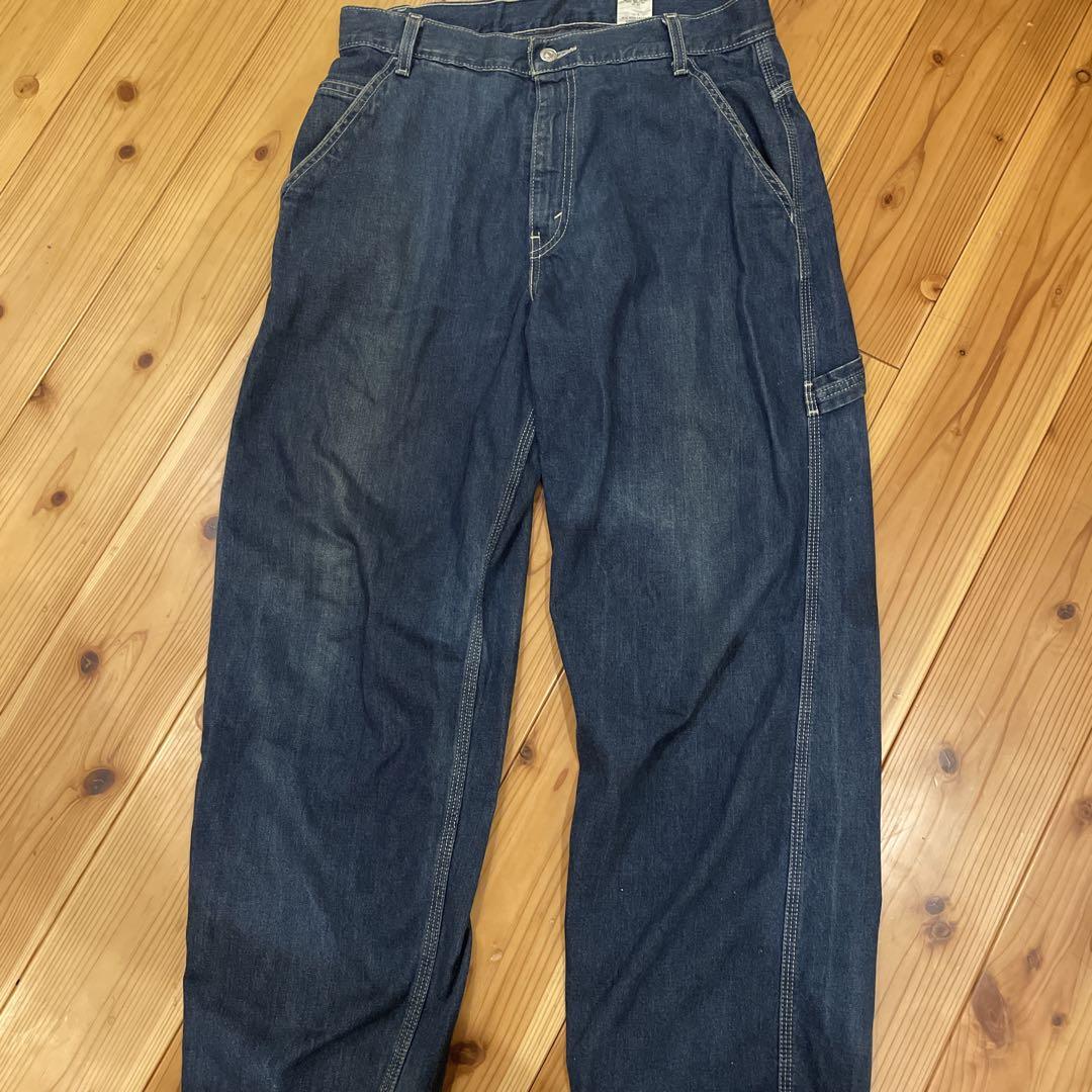 Levi\'s ダークブルー ワイドレッグデニム
