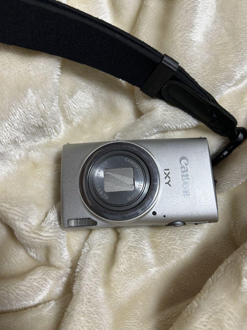 Canon IXY