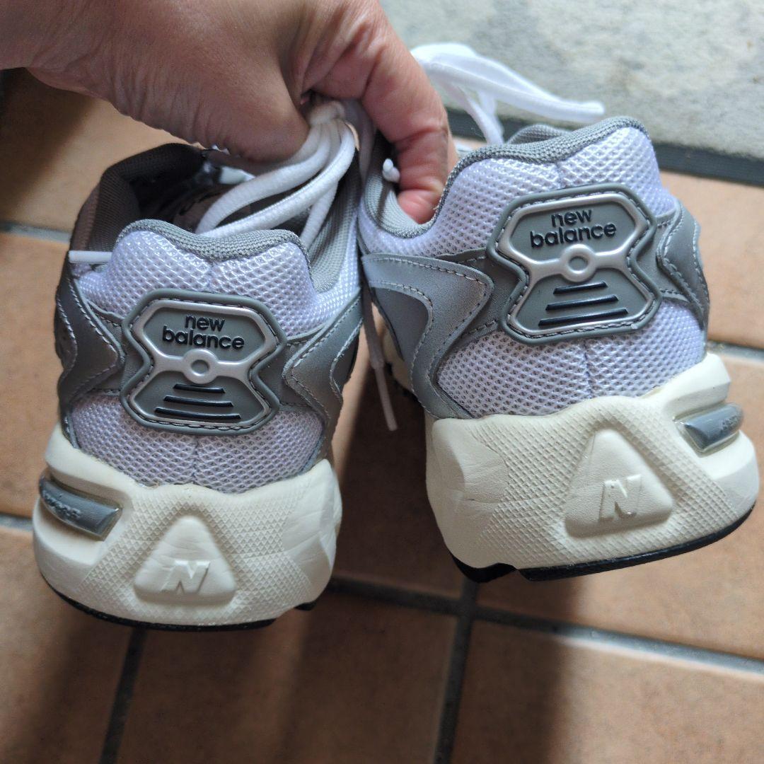 New Balance ニューバランス 725