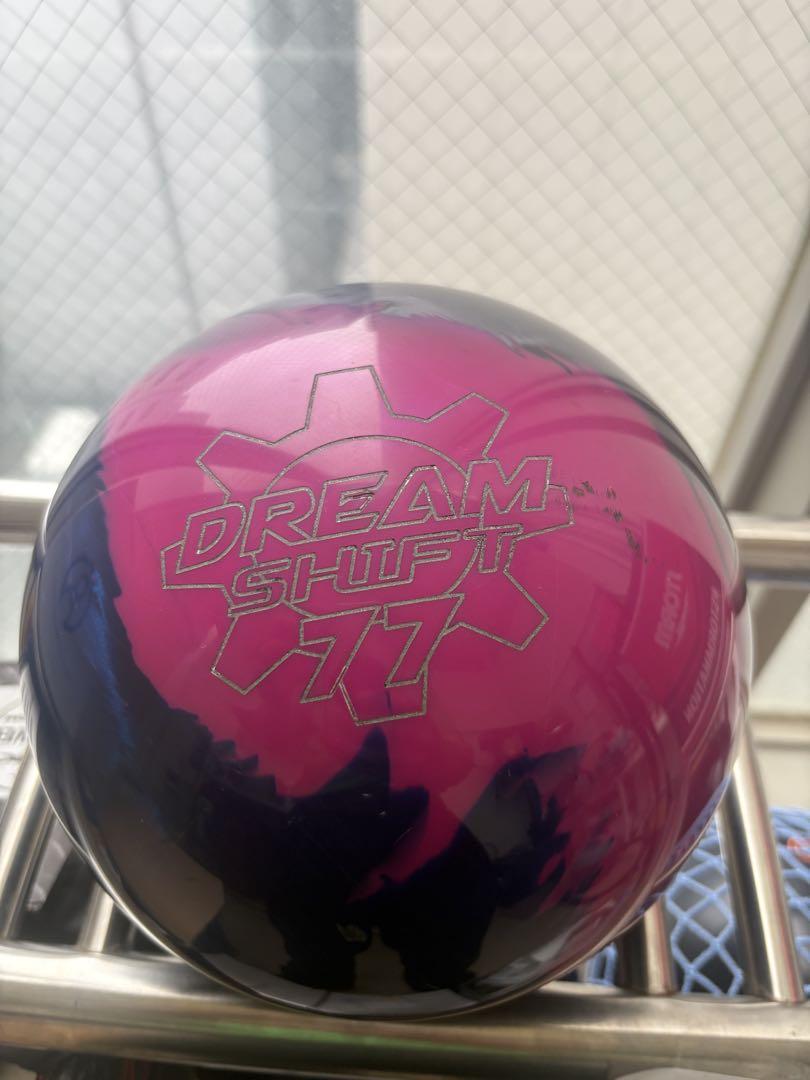 プラグ済みDREAM SHIFT 77 ボウリングボール