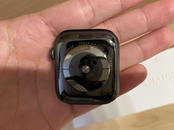 30%割引ホワイト系【特別セール品】 【最終値下げ】Apple Watch 5 30%割引ホワイト系【特別セール品】 【最終値下げ】Apple Watch 5