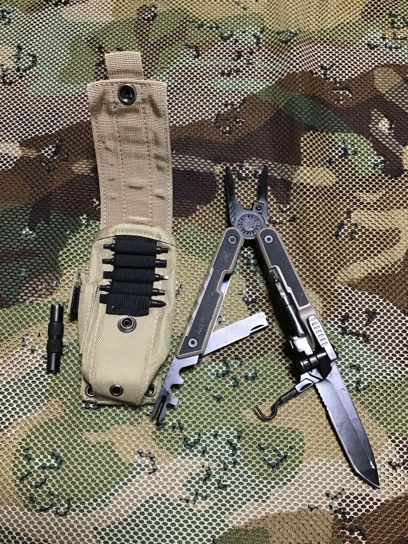 米軍放出品　REALAVID （AR-15）マルチ ツール中古品58