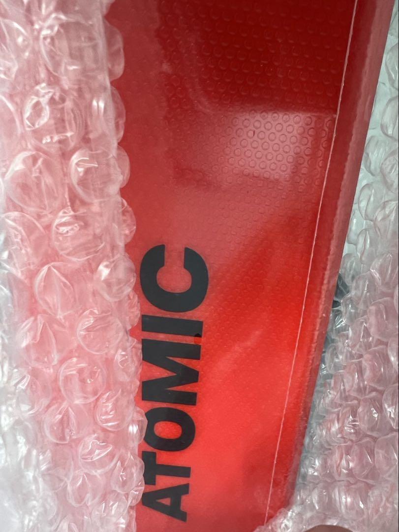 ATOMIC アトミック スキー板 とラインSKIS POLES スキーポール