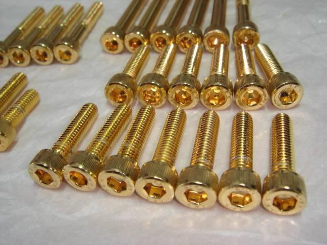 GS400 24金純正エンジンカバー用キャップボルト新品 ゼファー400 24金エンジンカバー用キャップボルト新品