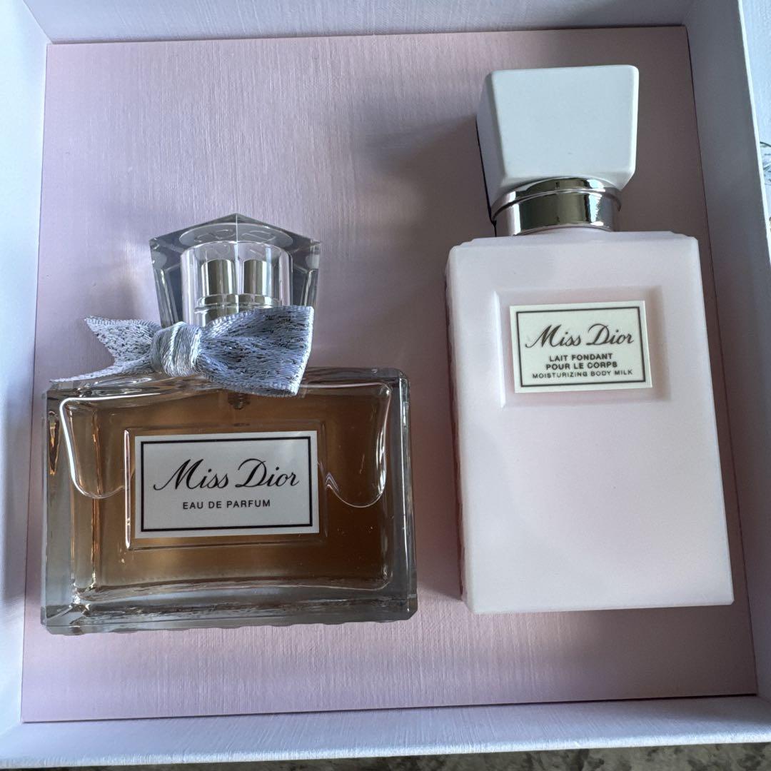 Miss Dior オードゥ パルファン コフレ 2023年 クリスマスコフレ
