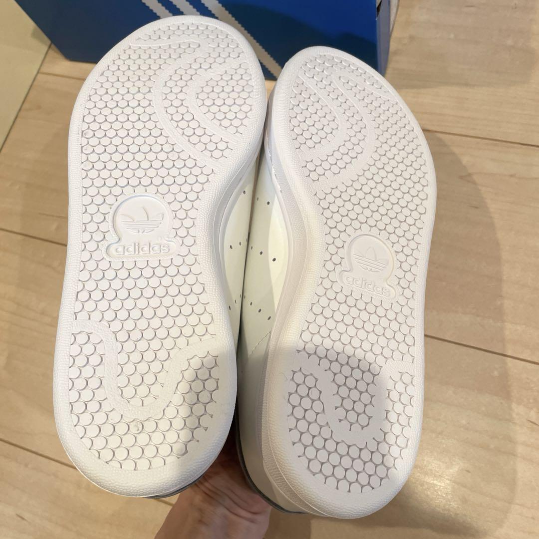 別注 アディダス スタンスミス 24cm
