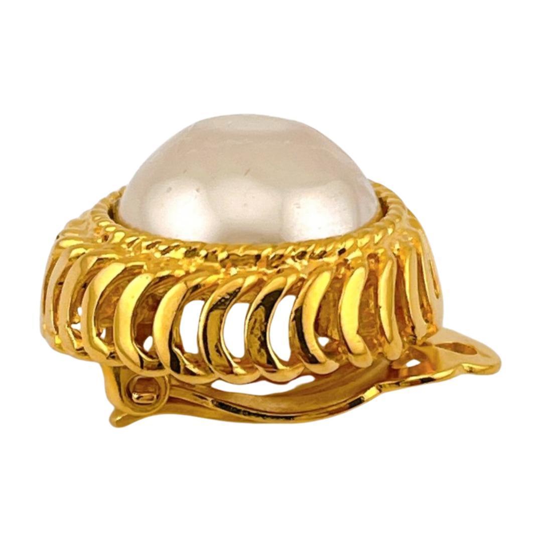 ☆Ｔ☆　シャネル　パール片耳イャリング CHANEL シャネル パール イヤリング 片耳のみ アクセサリー