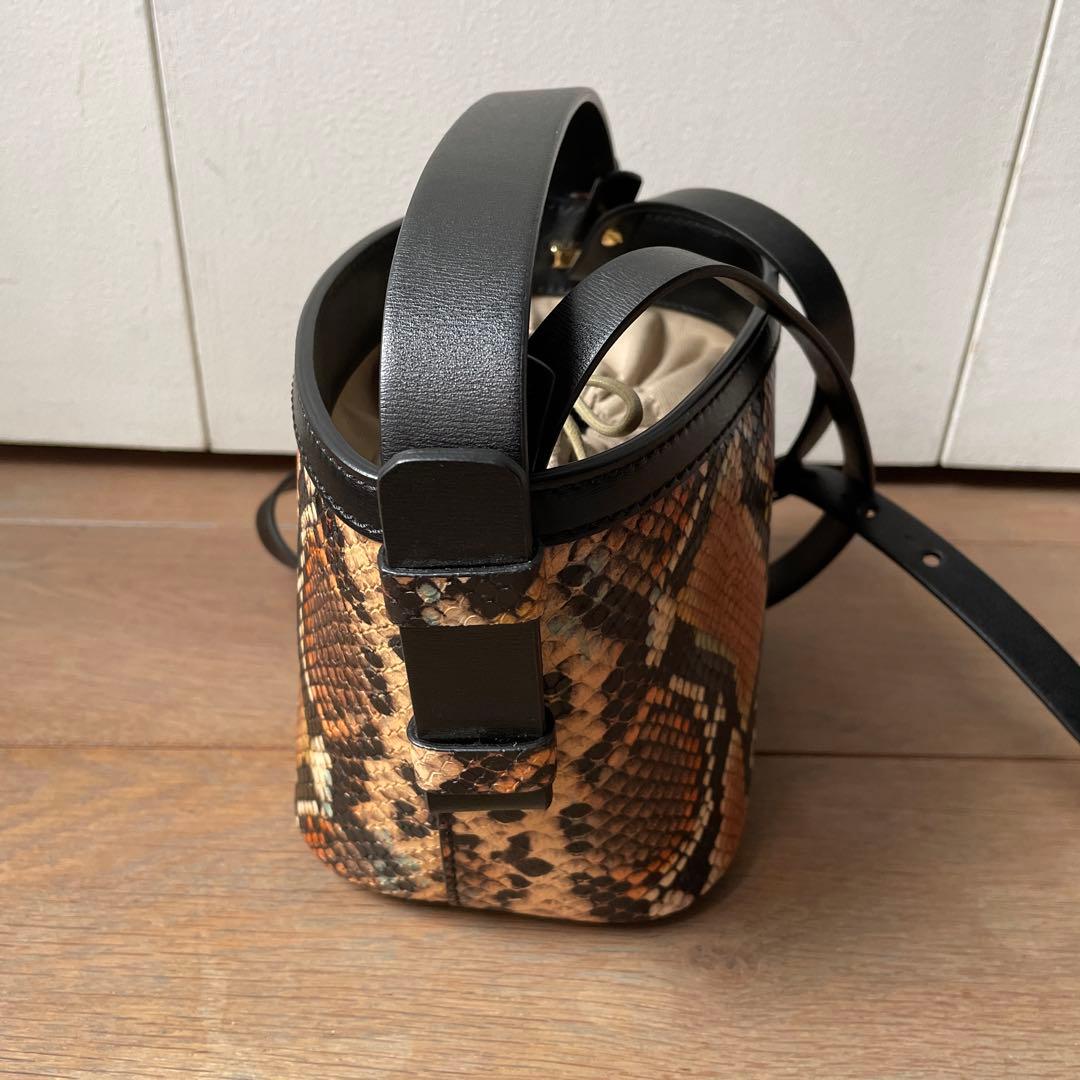 日本セール』 NICO GIANI ニコ ジャンニ ワニ柄 ショルダーバッグ 本革