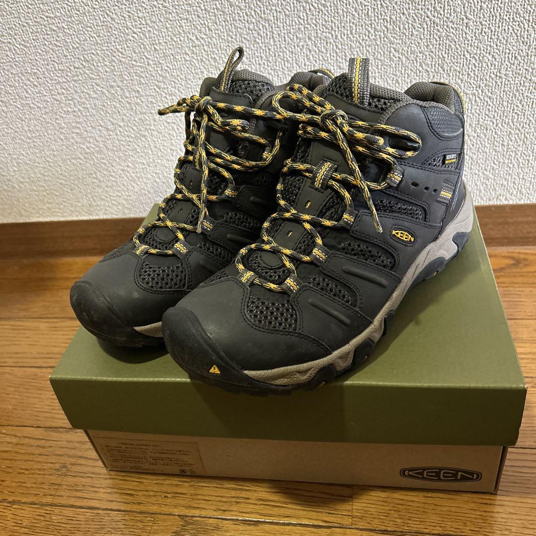 KEEN トレッキングシューズ グレー/イエロー25.5 cm