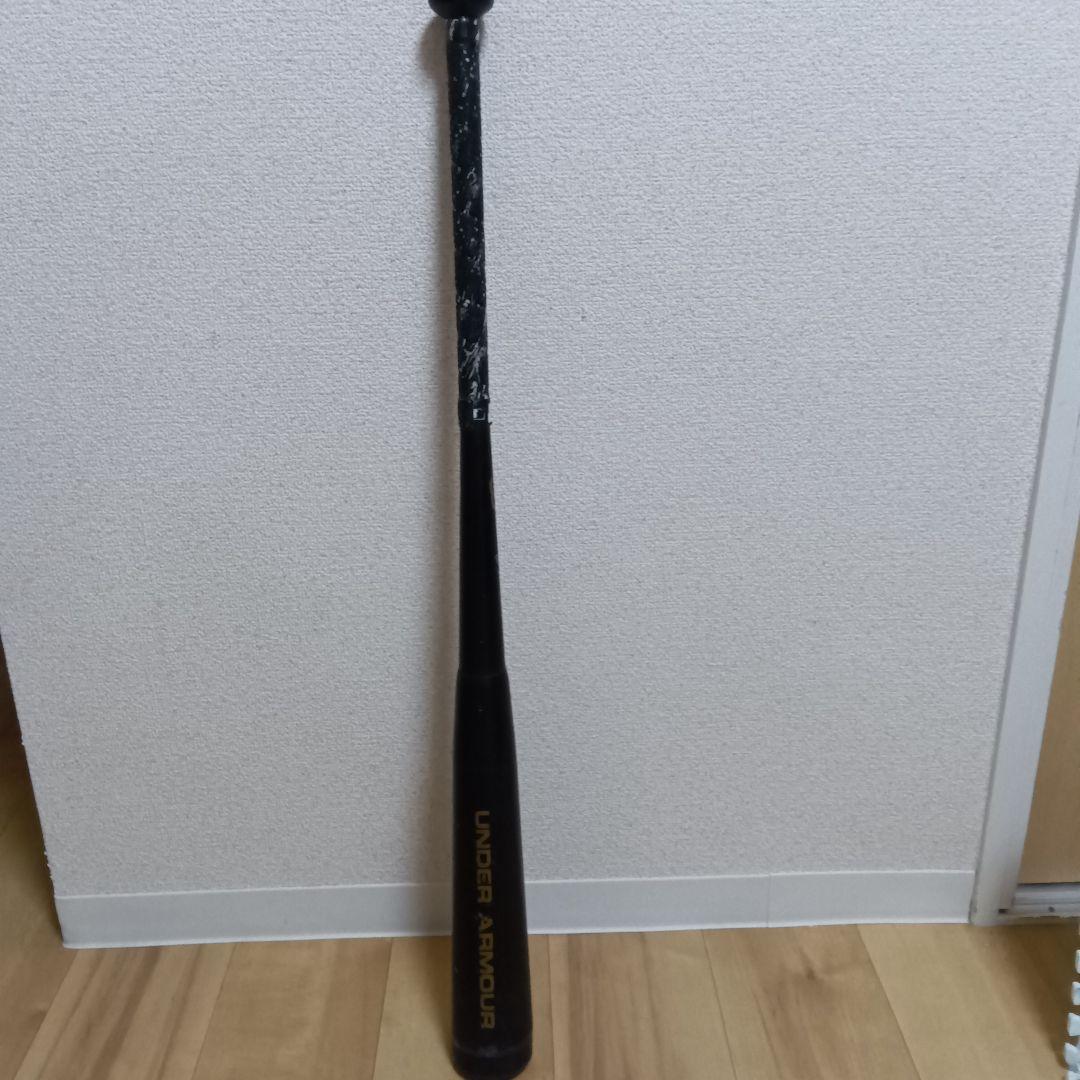 アンダーアーマー　軟式用　カーボンバット　84cm　トップバランス