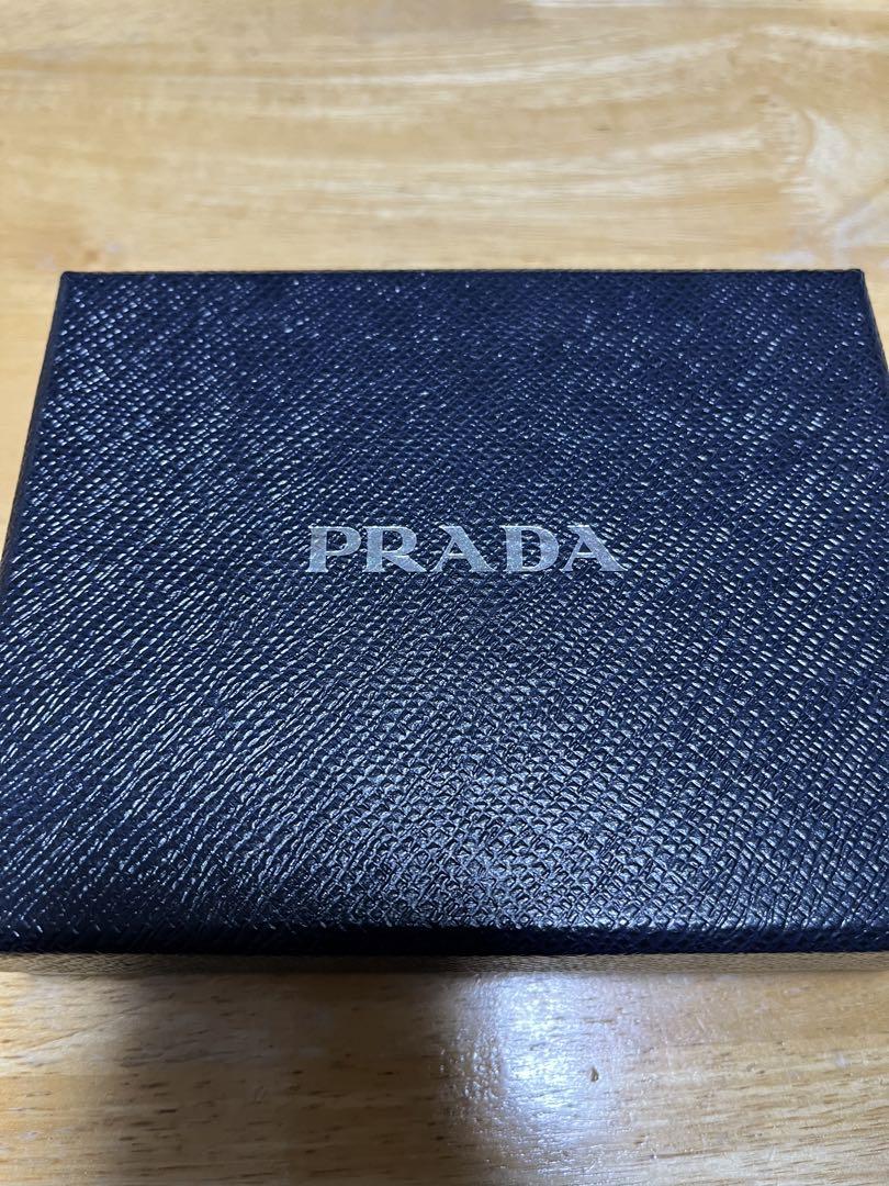 PRADA プラダ 財布　L字　小銭入れ　カードケース