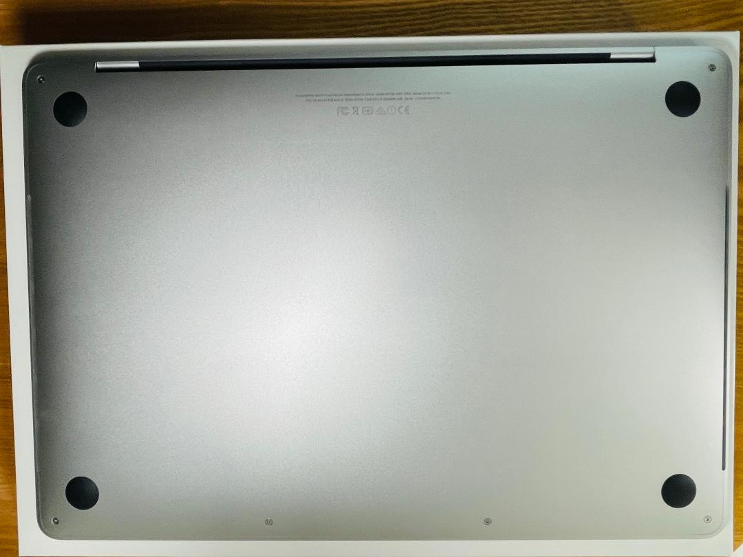 充電回数少】MACBOOK PRO 2017 8GB/256GB 13インチ ノートPC