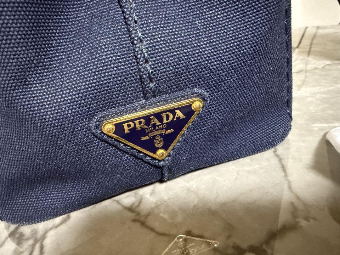 PRADA カナパ