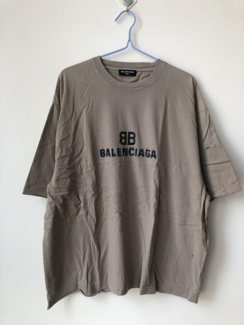 バレンシアガ　ダメージTシャツ　sサイズ　美品