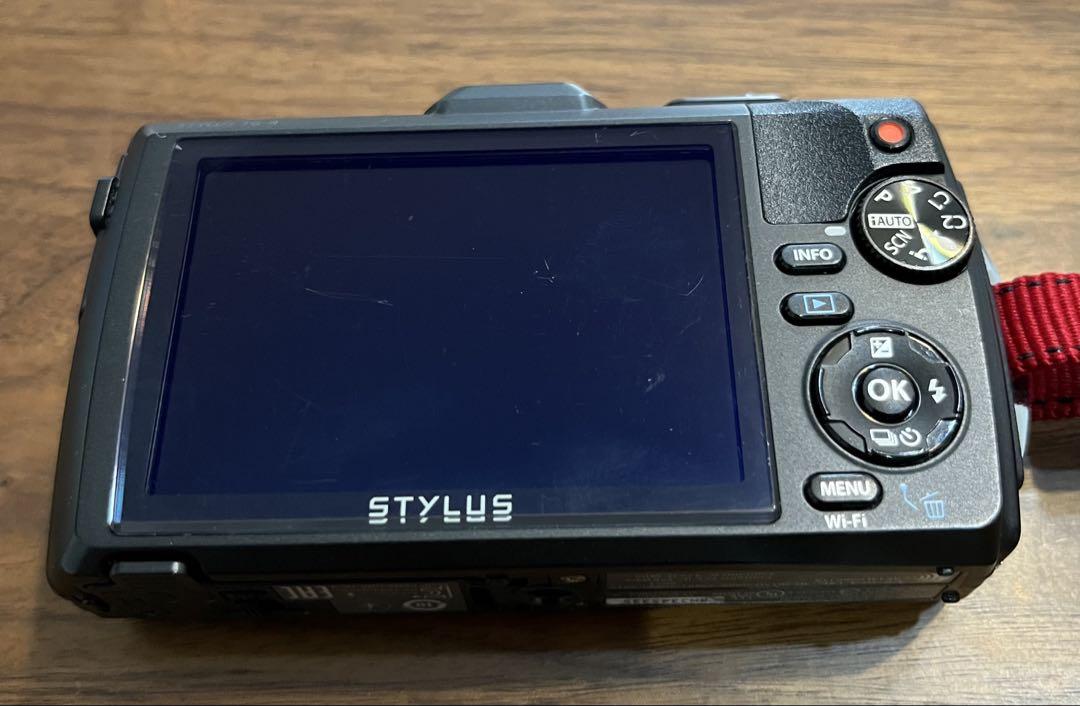 【美品】OLYMPUS Tough TG-4 ブラック 防水 防塵 耐衝撃