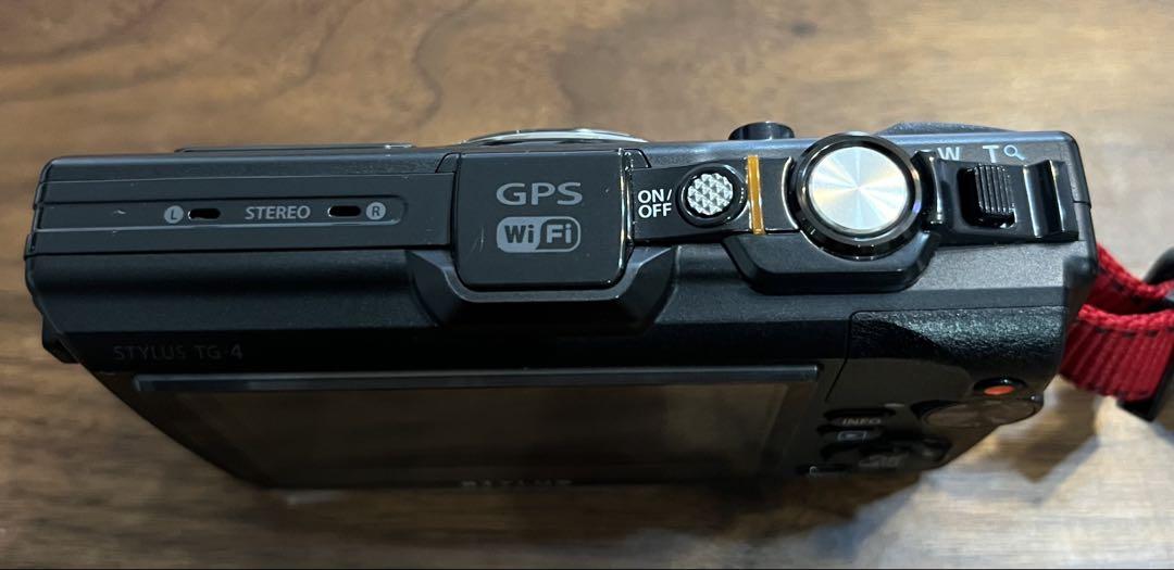 【美品】OLYMPUS Tough TG-4 ブラック 防水 防塵 耐衝撃