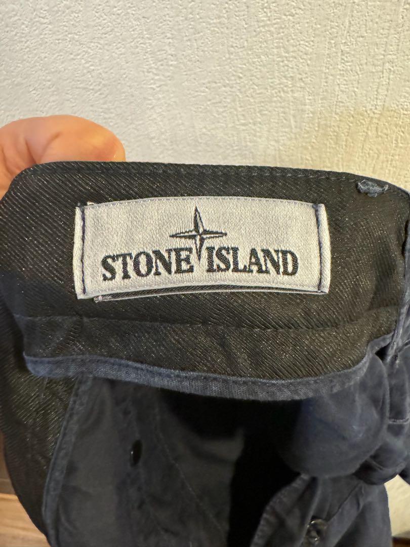 【正規品】stone island ハーフパンツ 画像2