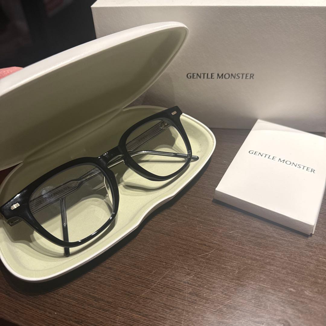 正規品 GENTLE MONSTER KUBO ブラックメガネ