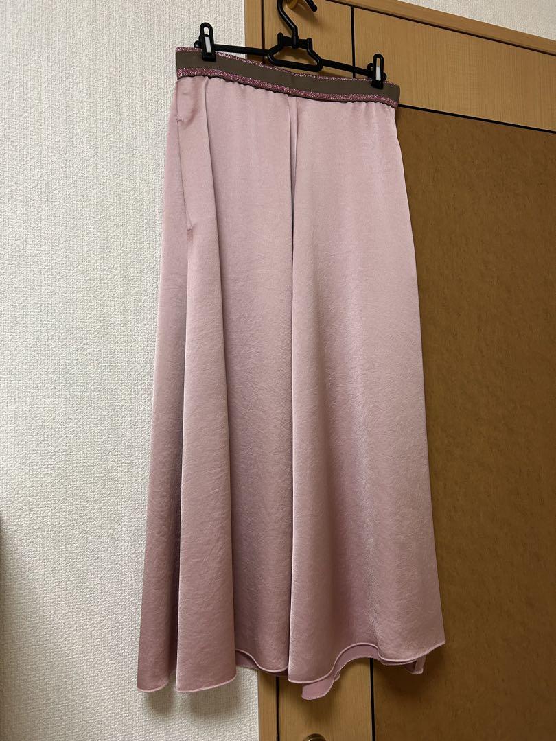 ピンク
