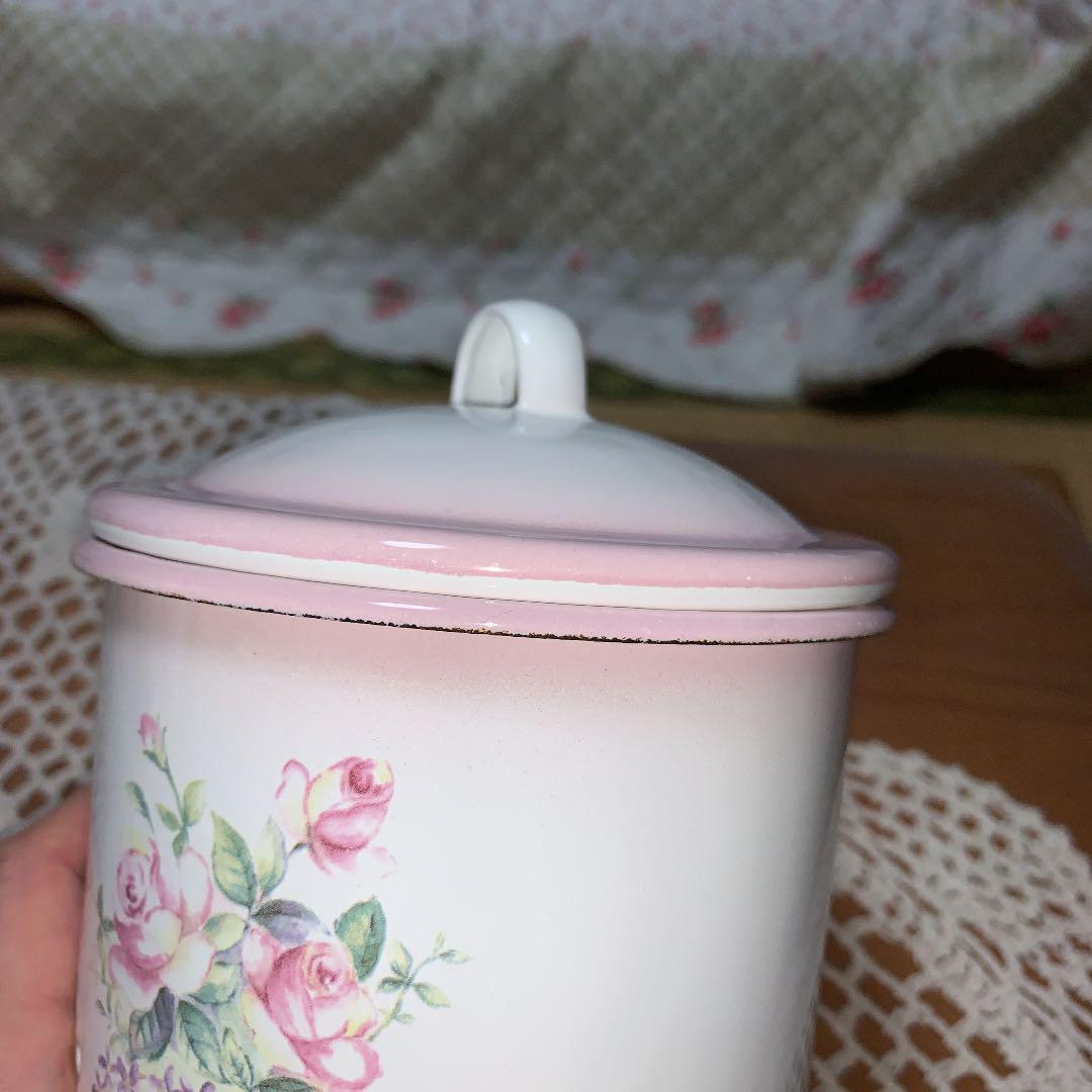 イマン　ビビアンシンク キャニスター