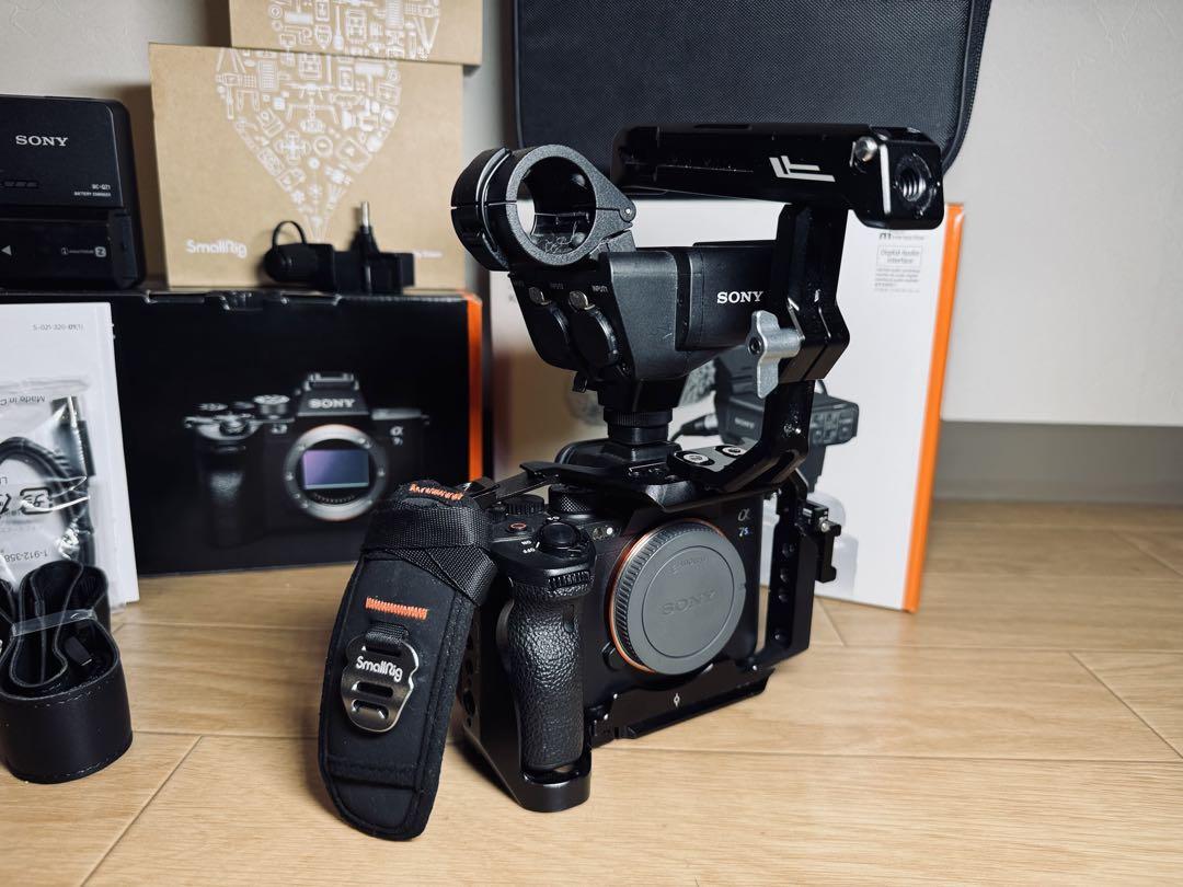 m*7様 α7S III ILCE-7SM3 ボディ デジタル一眼レフ 本体と付